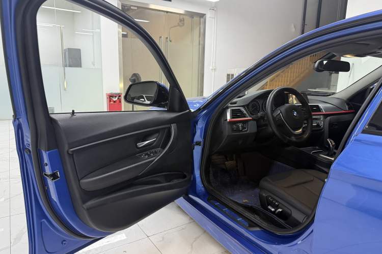 Used BMW 3 Series 2017 320Li M Sport Edition Interior 1