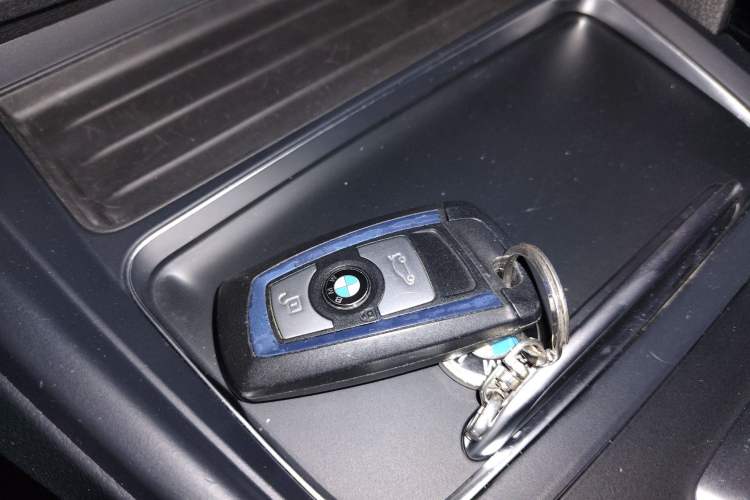 Used BMW 3 Series 2017 320Li M Sport Edition Interior 1