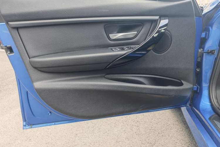 Used BMW 3 Series 2017 320Li M Sport Edition Interior 1