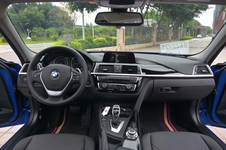 Used BMW 3 Series 2017 320Li M Sport Edition Interior 1