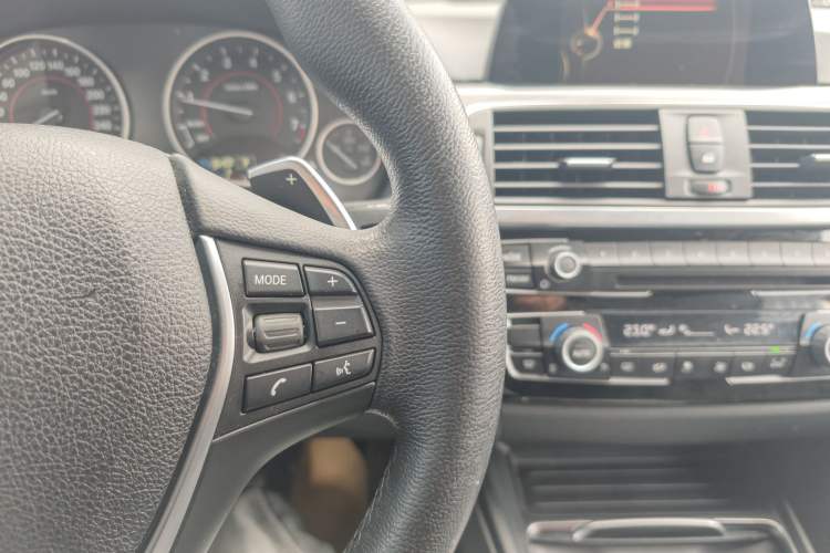 Used BMW 3 Series 2017 320Li M Sport Edition Interior 10