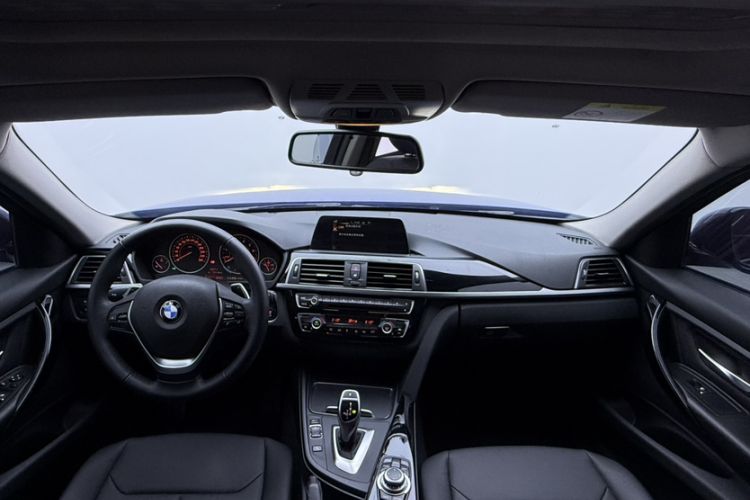 Used BMW 3 Series 2017 320Li M Sport Edition Interior 2