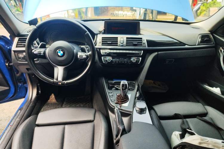 Used BMW 3 Series 2017 320Li M Sport Edition Interior 2