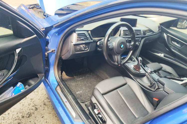 Used BMW 3 Series 2017 320Li M Sport Edition Interior 3