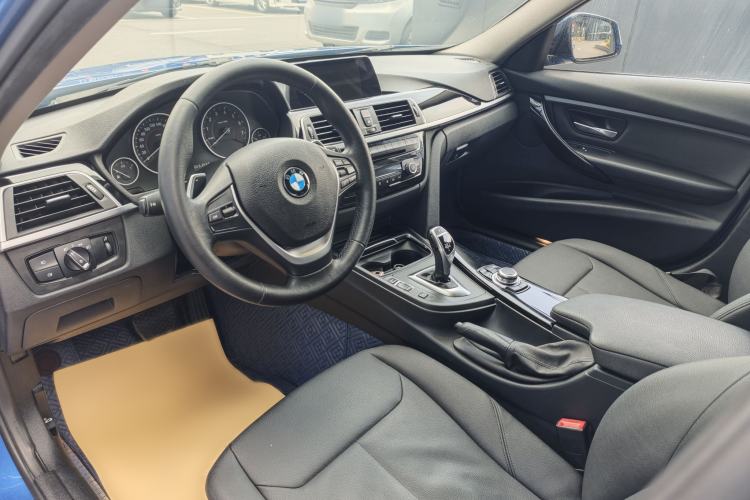 Used BMW 3 Series 2017 320Li M Sport Edition Interior 3