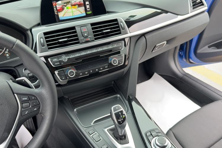 Used BMW 3 Series 2017 320Li M Sport Edition Interior 4