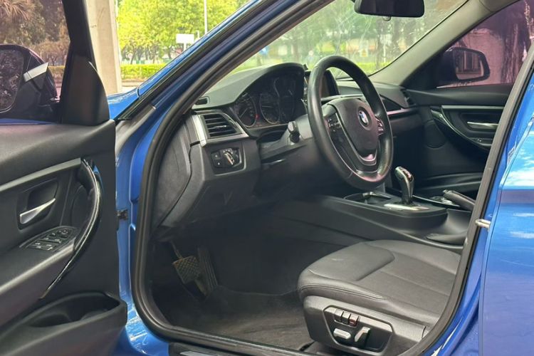 Used BMW 3 Series 2017 320Li M Sport Edition Interior 4