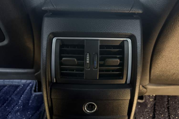 Used BMW 3 Series 2017 320Li M Sport Edition Interior 6