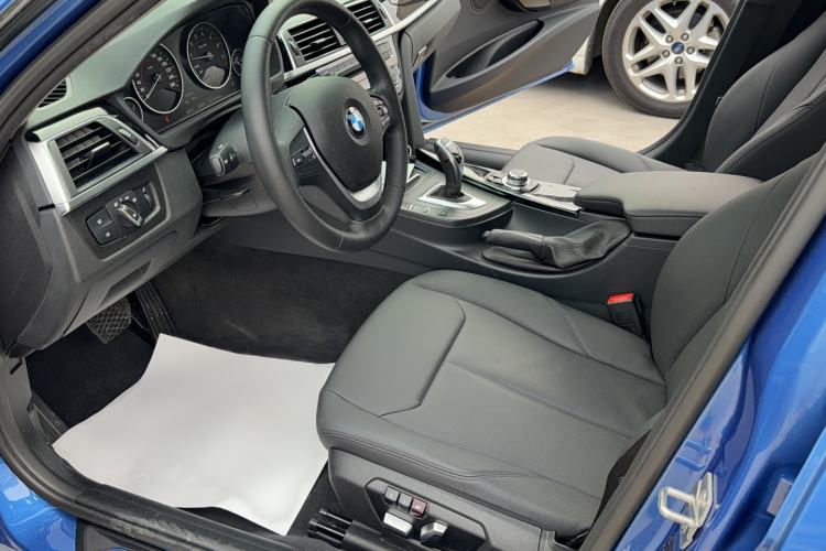 Used BMW 3 Series 2017 320Li M Sport Edition Interior 6