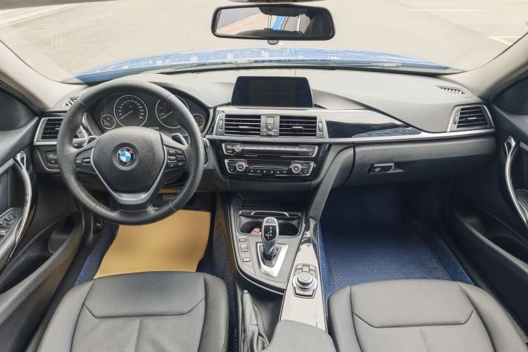 Used BMW 3 Series 2017 320Li M Sport Edition Interior 6