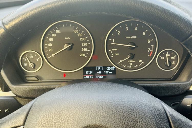Used BMW 3 Series 2017 320Li Fashion Model Interior 6
