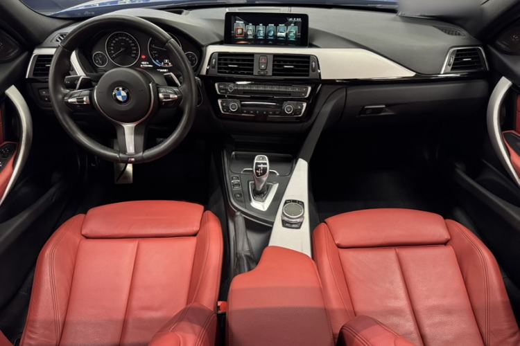 Used BMW 3 Series 2017 330i M Sport Edition Interior 7