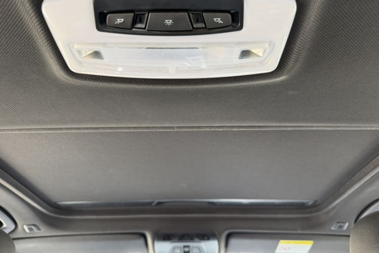 Used BMW 3 Series 2017 330i M Sport Edition Interior 7