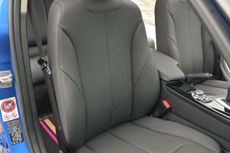 Used BMW 3 Series 2017 320Li M Sport Edition Interior 8