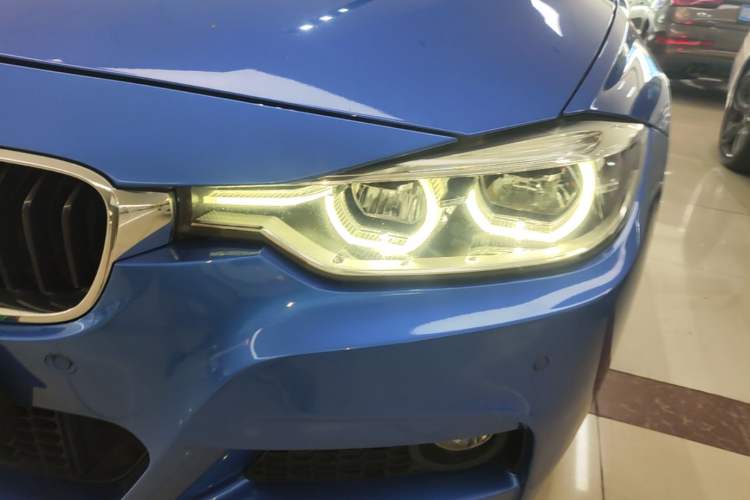 Used BMW 3 Series 2017 320i M Sport Left Front Headlight