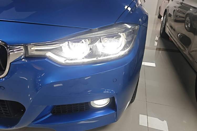 Used BMW 3 Series 2017 320i M Sport Left Front Headlight