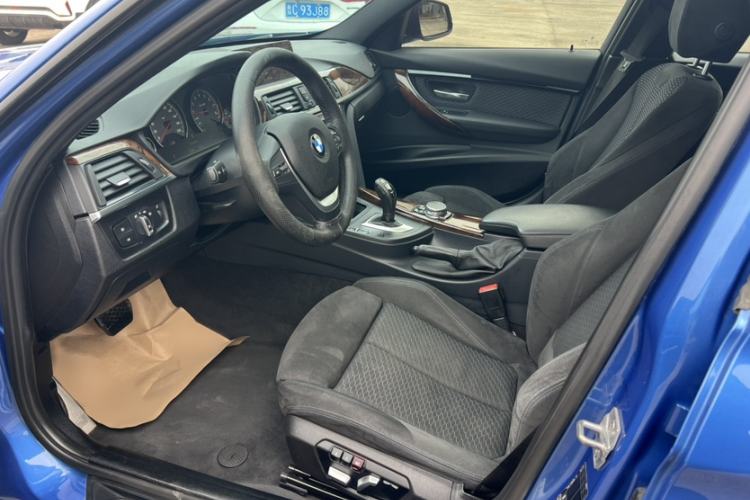 Used BMW 3 Series 2017 320i M Sport Left Front Seat