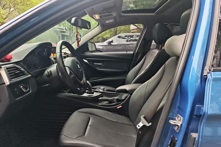 Used BMW 3 Series 2017 320Li M Sport Edition Left Front Seat