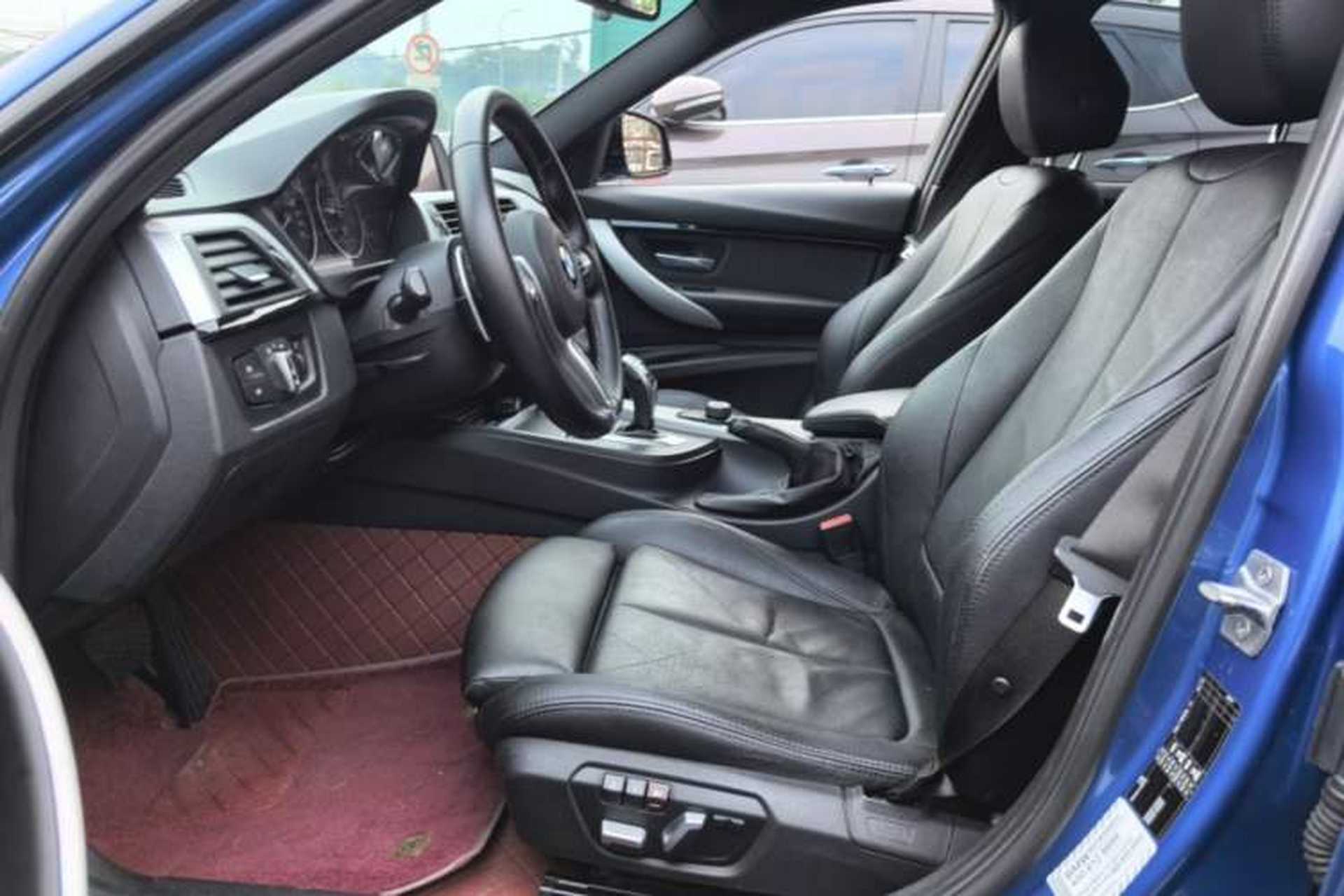 Used BMW 3 Series 2017 320i M Sport Left Front Seat