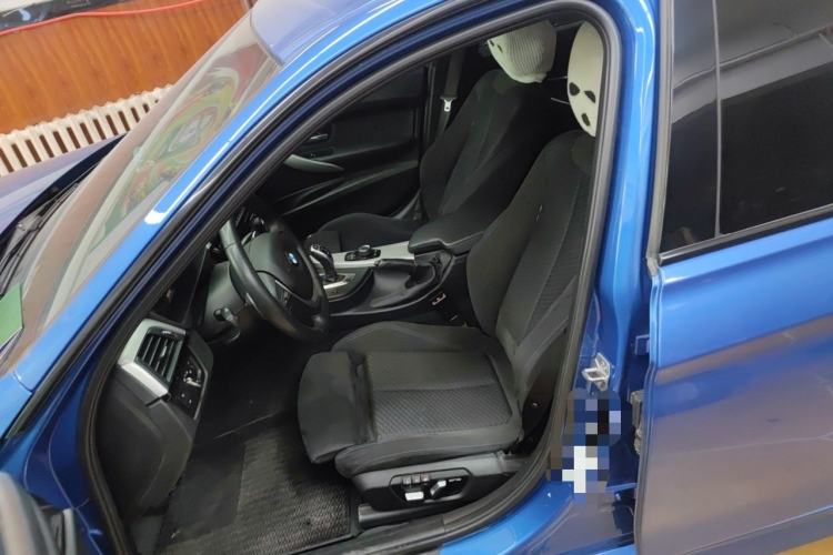 Used BMW 3 Series 2017 320i M Sport Left Front Seat