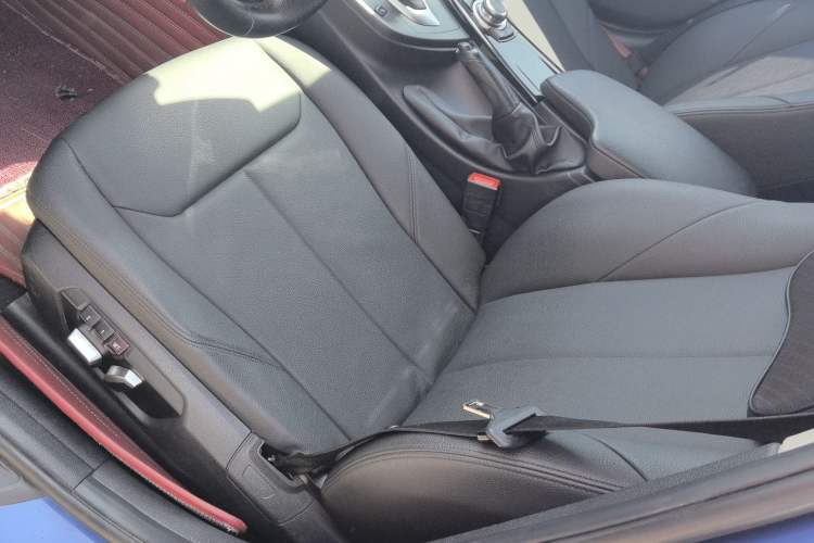 Used BMW 3 Series 2017 320Li M Sport Edition Left Front Seat