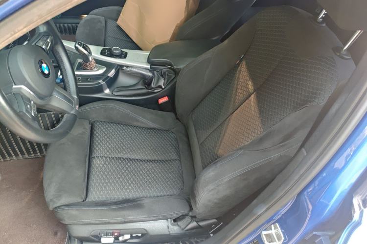 Used BMW 3 Series 2017 320i M Sport Left Front Seat