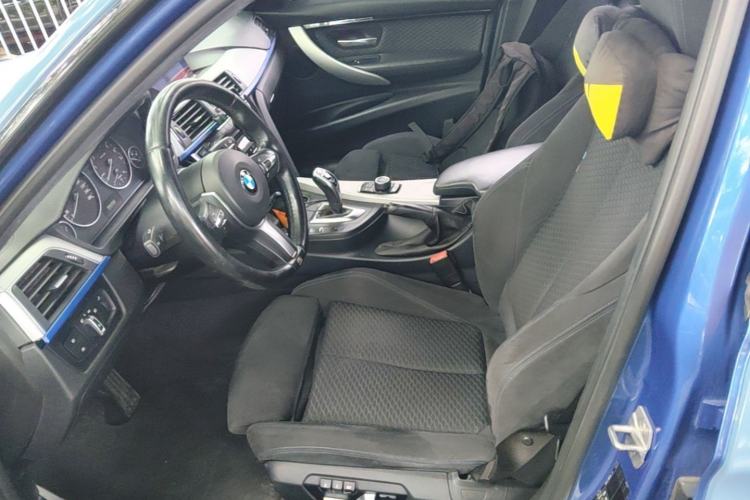 Used BMW 3 Series 2017 320i M Sport Left Front Seat