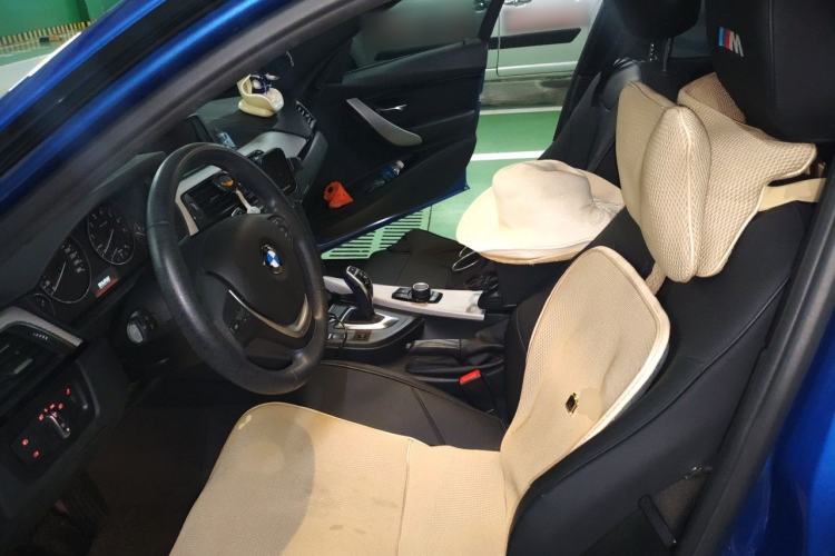Used BMW 3 Series 2017 320i M Sport Left Front Seat