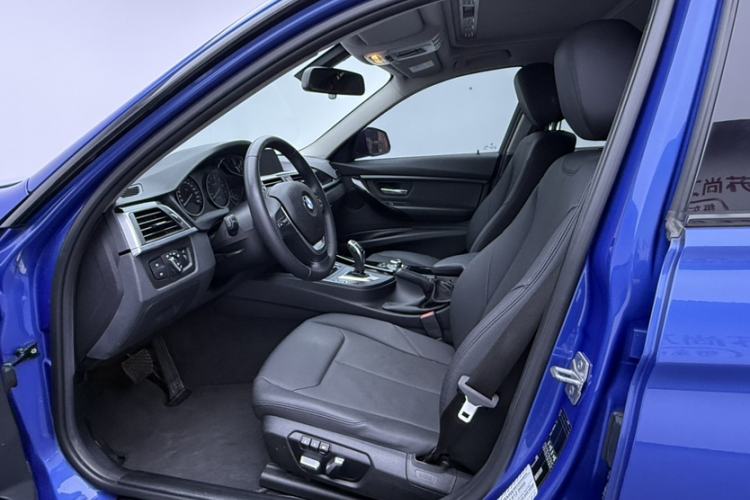 Used BMW 3 Series 2017 320Li M Sport Edition Left Front Seat