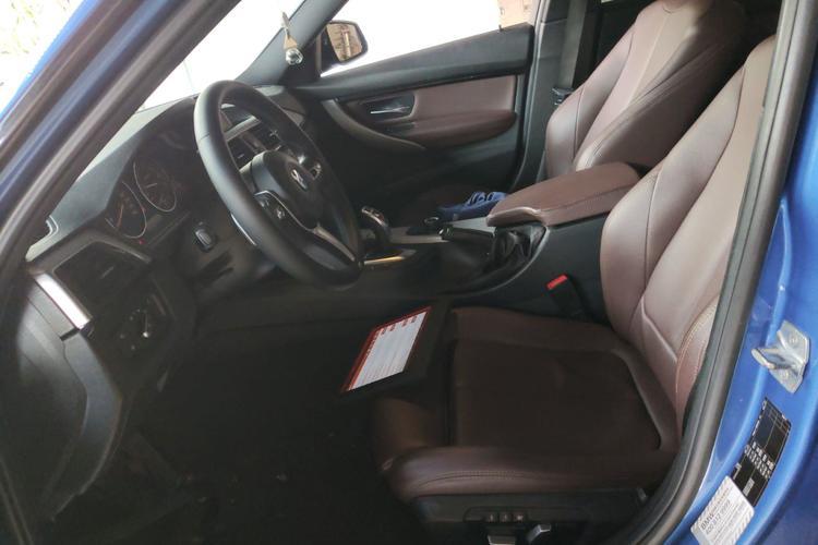 Used BMW 3 Series 2017 320i M Sport Left Front Seat