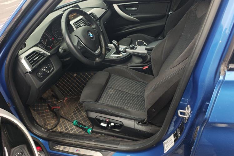 Used BMW 3 Series 2017 320i M Sport Left Front Seat