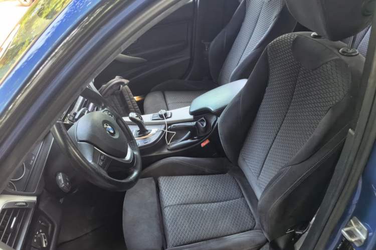 Used BMW 3 Series 2017 320i M Sport Left Front Seat