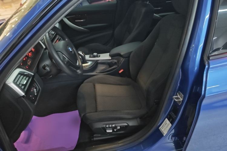Used BMW 3 Series 2017 320i M Sport Left Front Seat