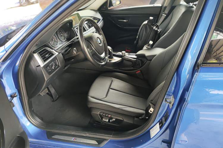 Used BMW 3 Series 2017 320Li M Sport Edition Left Front Seat