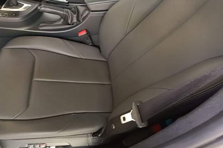 Used BMW 3 Series 2017 320Li M Sport Edition Left Front Seat