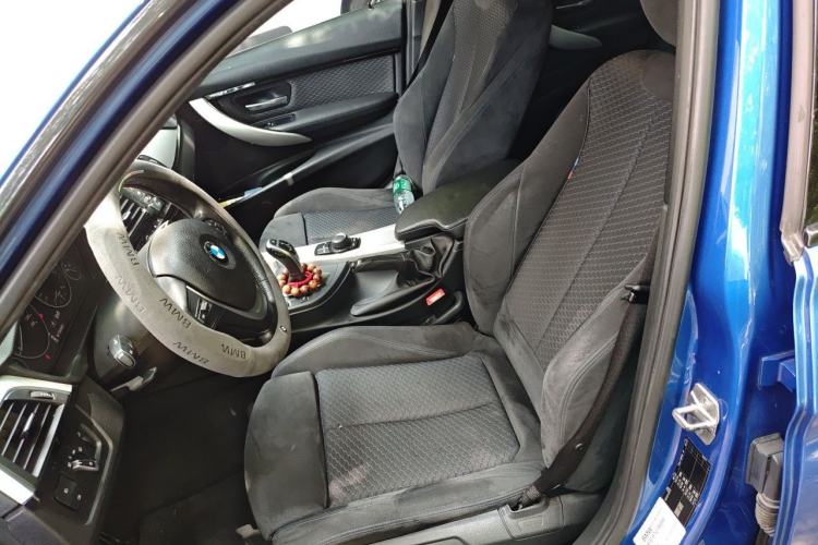 Used BMW 3 Series 2017 320i M Sport Left Front Seat