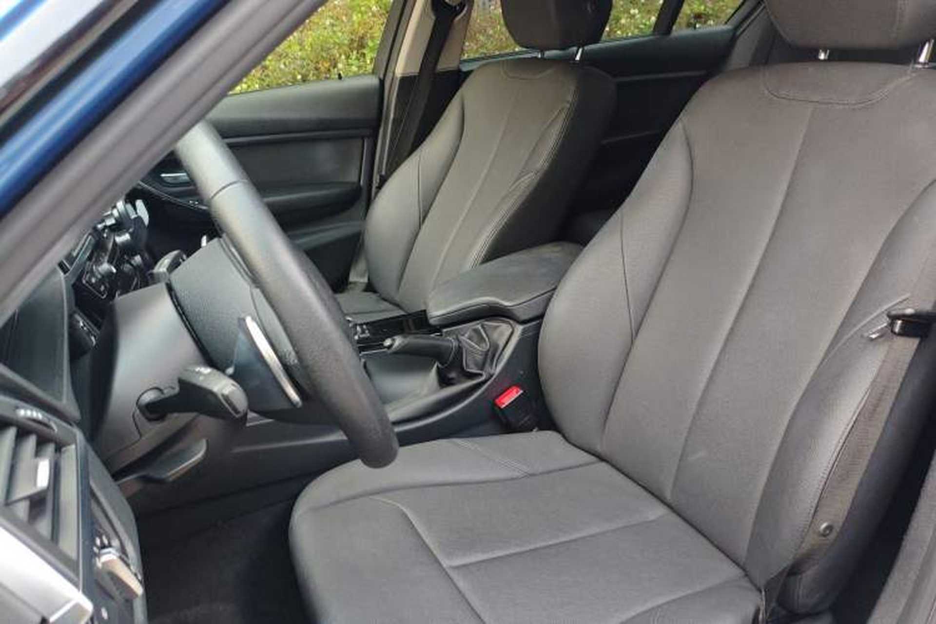 Used BMW 3 Series 2017 320Li M Sport Edition Left Front Seat