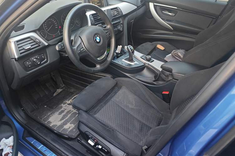 Used BMW 3 Series 2017 320i M Sport Left Front Seat