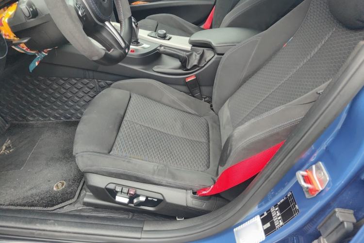 Used BMW 3 Series 2017 320i M Sport Left Front Seat