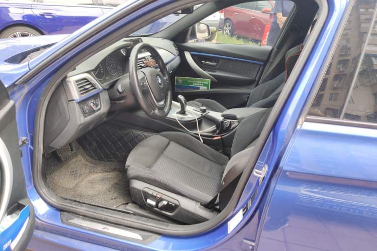 Used BMW 3 Series 2017 320i M Sport Left Front Seat