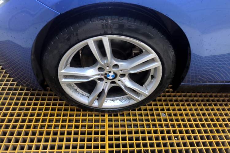 Used BMW 3 Series 2017 320Li M Sport Edition Left Front Wheel Hub
