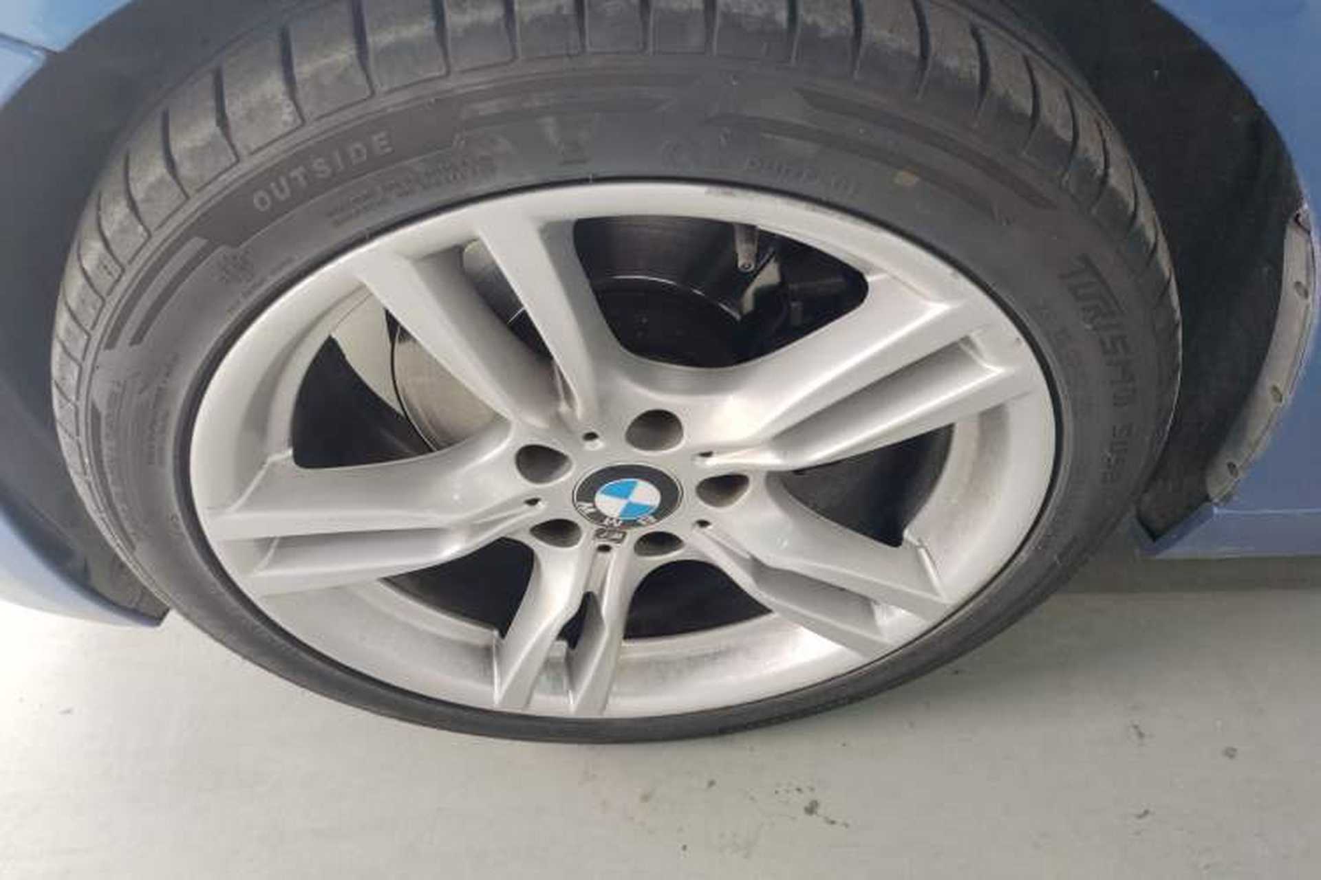 Used BMW 3 Series 2017 320i M Sport Left Front Wheel Hub