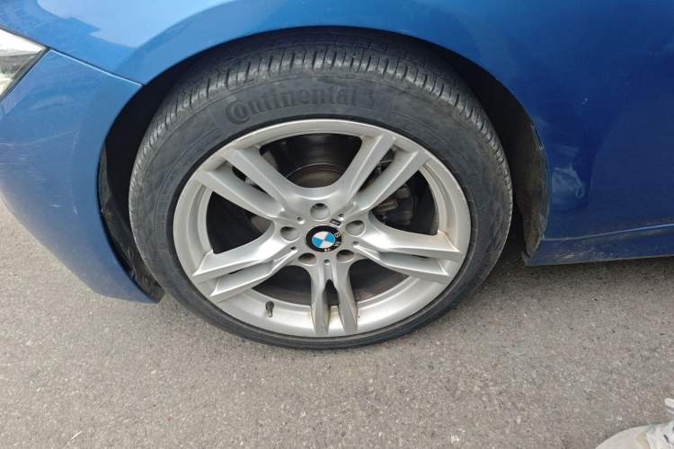 Used BMW 3 Series 2017 320i M Sport Left Front Wheel Hub