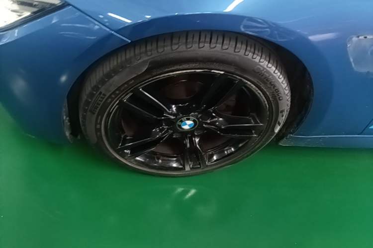 Used BMW 3 Series 2017 320i M Sport Left Front Wheel Hub