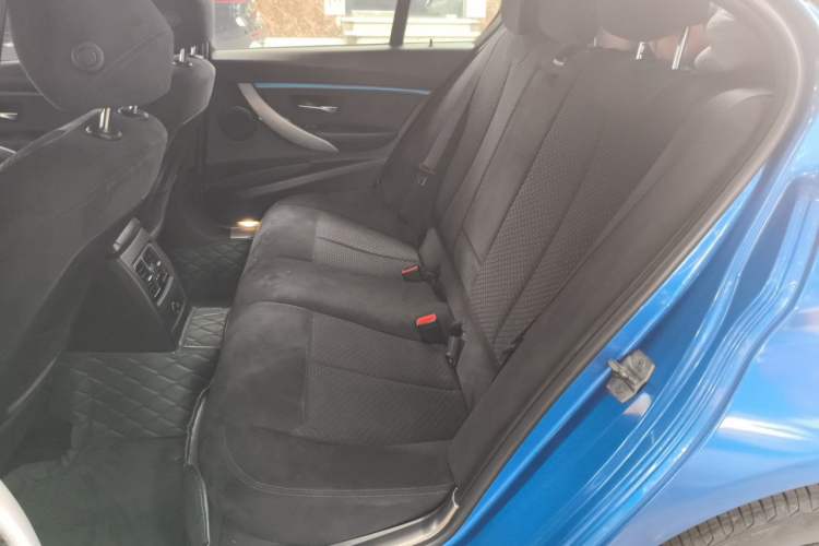 Used BMW 3 Series 2017 320i M Sport Left Rear Seat