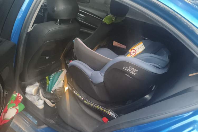 Used BMW 3 Series 2017 320Li M Sport Edition Left Rear Seat