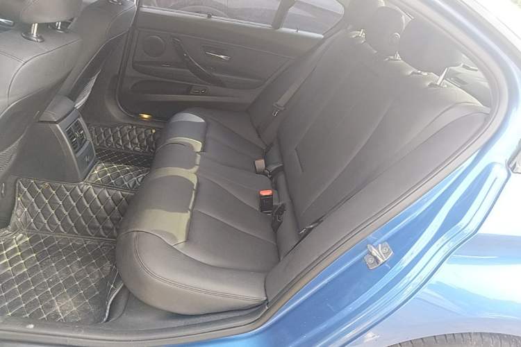 Used BMW 3 Series 2017 320Li M Sport Edition Left Rear Seat