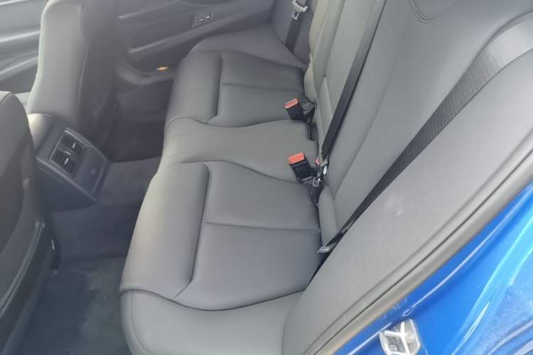 Used BMW 3 Series 2017 320Li M Sport Edition Left Rear Seat