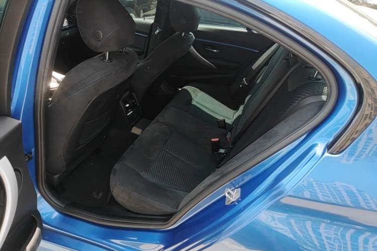 Used BMW 3 Series 2017 320i M Sport Left Rear Seat