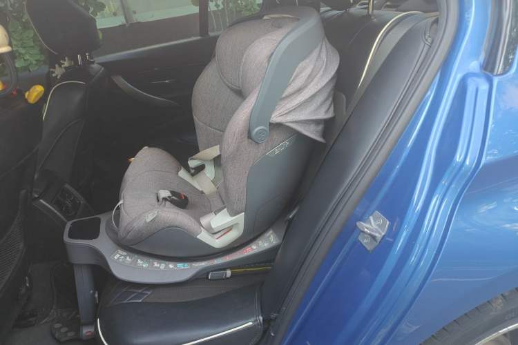 Used BMW 3 Series 2017 320i M Sport Left Rear Seat